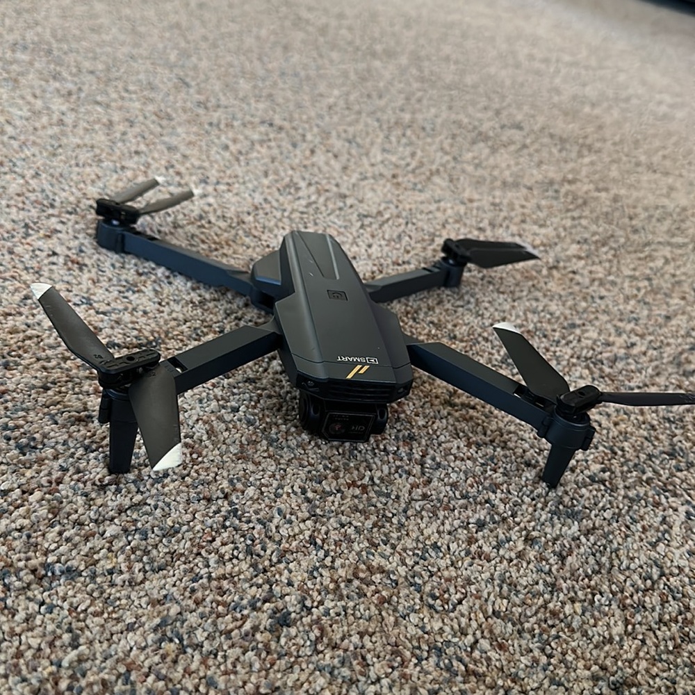 Drone with camera - Picture 7 of 14